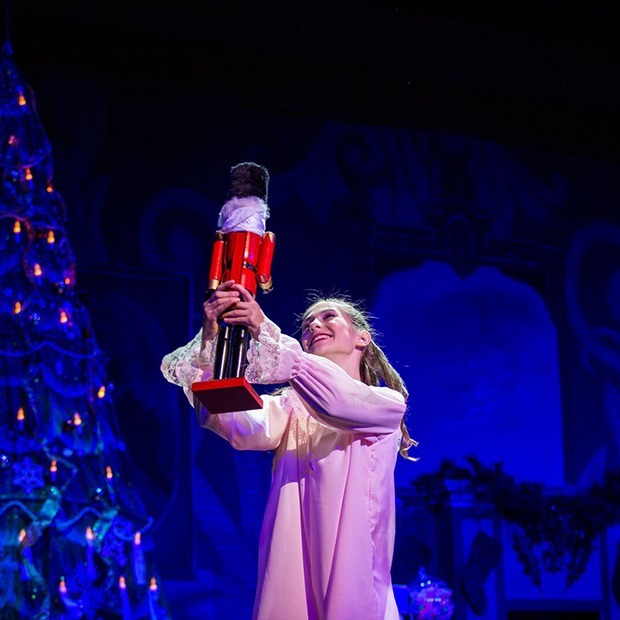 Билокальная выставка, рок-концерт Where Are You Santa и премьера балета «Щелкунчик» — Выходные в городе на The Village Казахстан